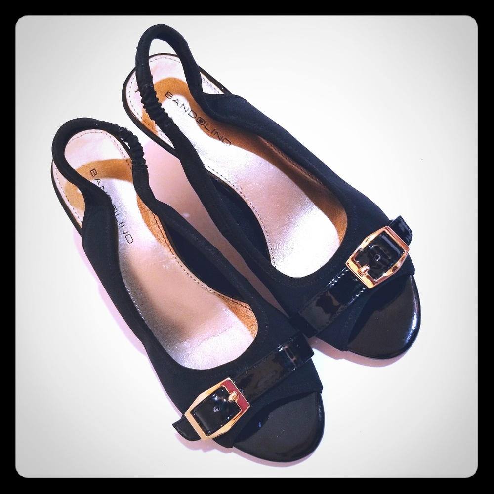 Bandolino 6 Black Wedge Patent Leather Sling Back